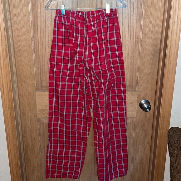 Wisconsin Badgers Medium sleep pants with pockets and patch displaying team. EUC - Picture 4 of 7